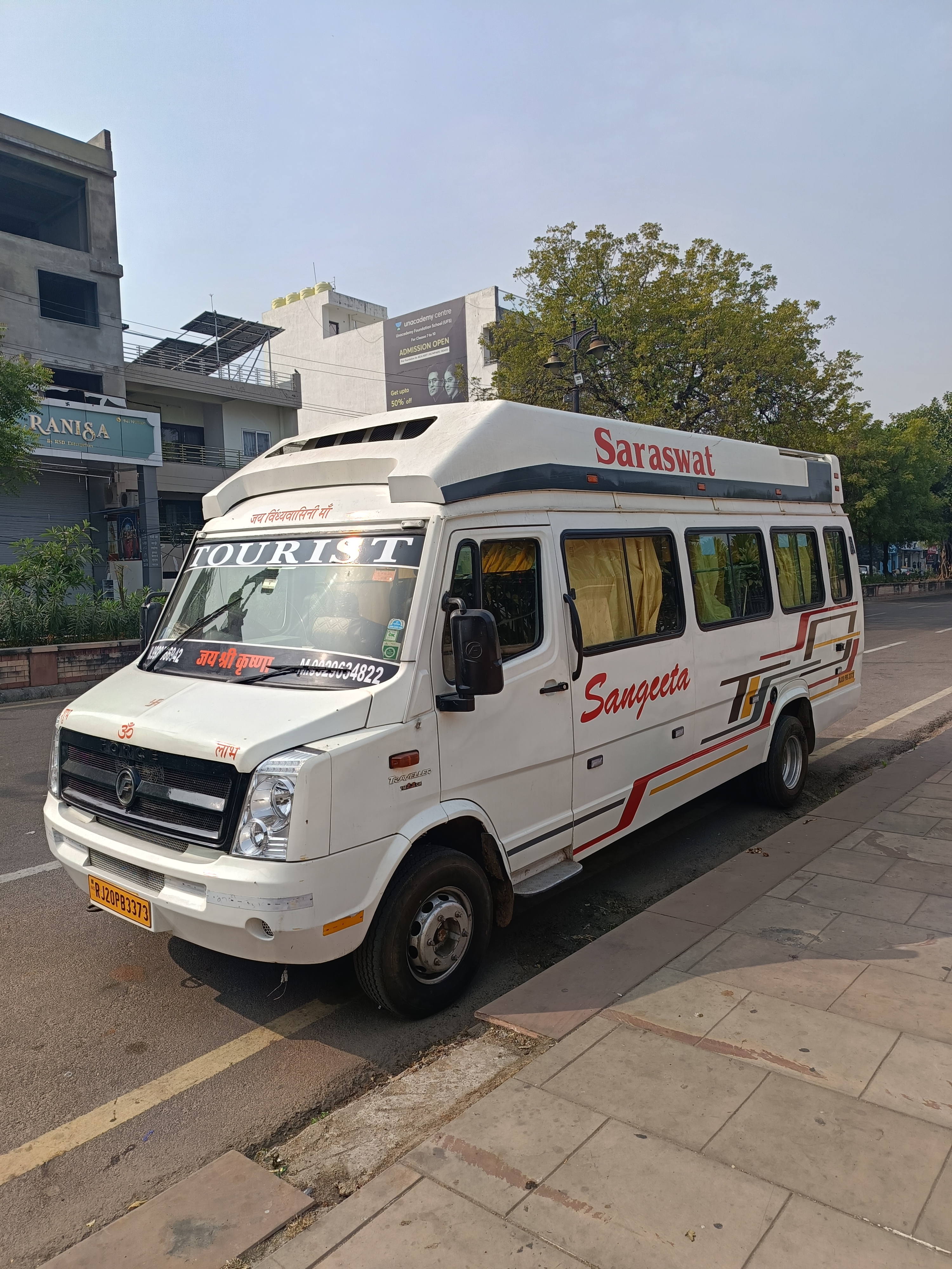 26 Seats AC 