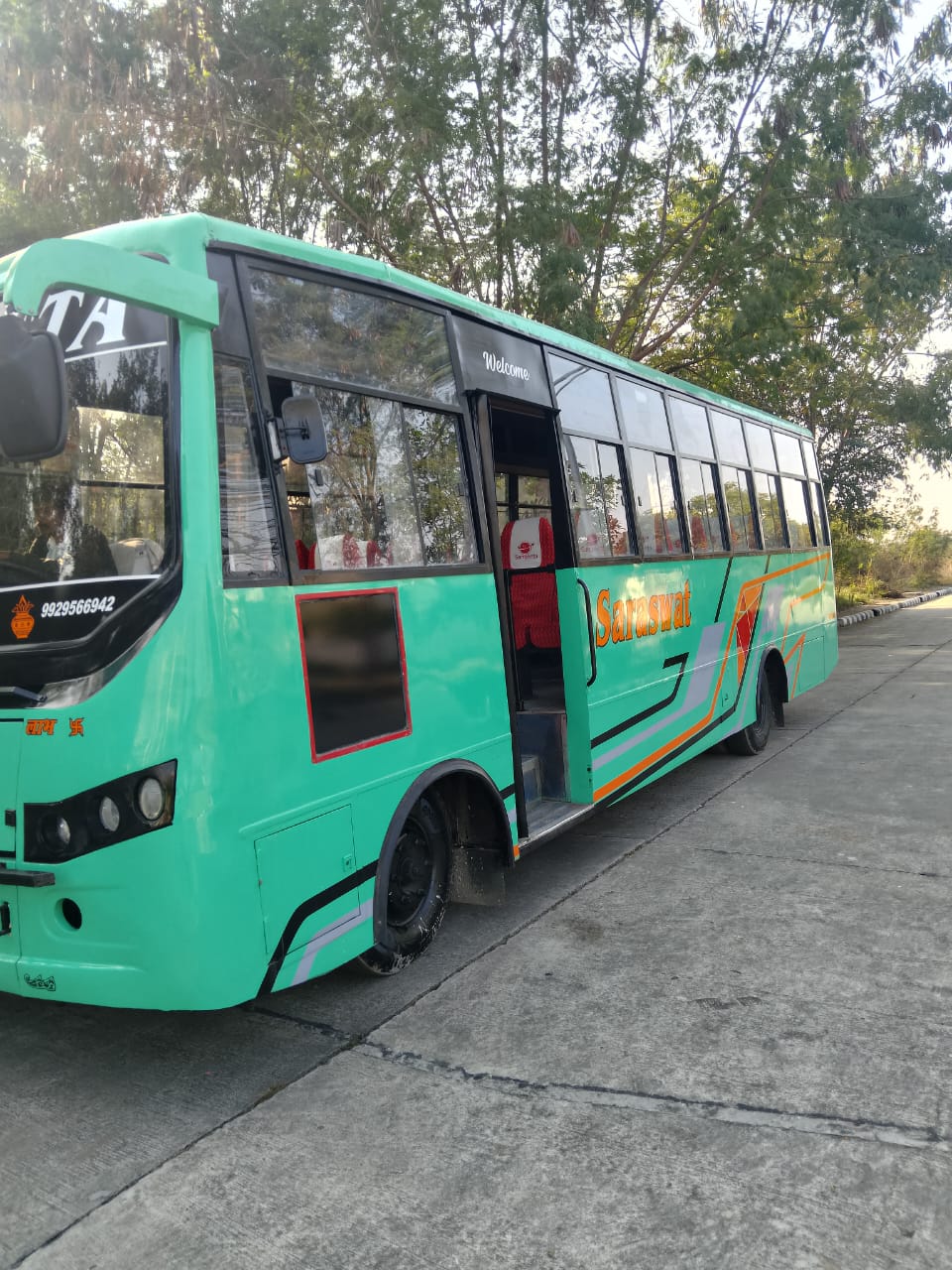 32 Seats Non AC Bus